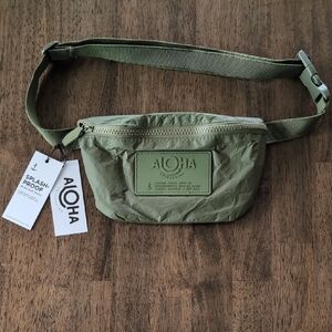 ALOHA Collection Green Crossbody Bag
